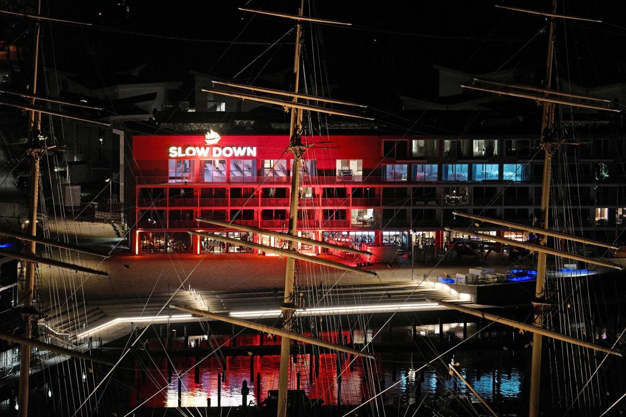 Slowdown Travemuende Lubeck Bagian luar foto